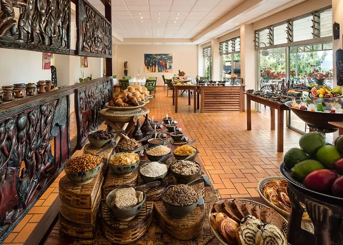 Hotel with pool: Hotel Des Mille Collines